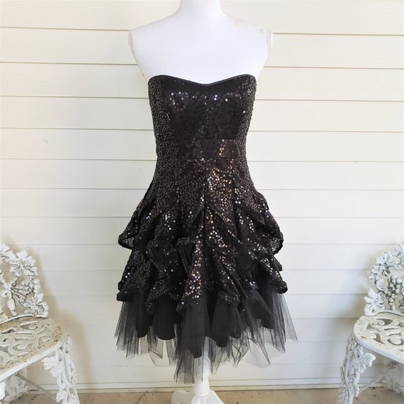 RedHerring Dresses & Skirts - Strapless Retro 80s Style Black Sequined Ruffle Dress